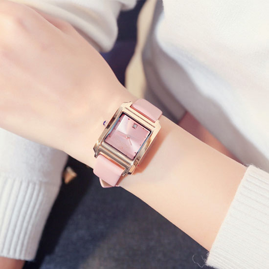 Đồng hồ nữ dây da mặt vuông màu hồng nhẹ nhàng Ostrich King ĐHĐ4703