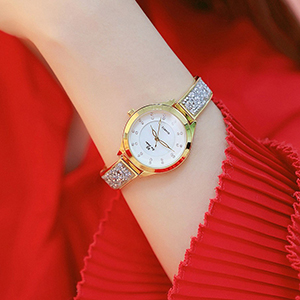 Đồng hồ BS Bee Sister nữ dây kim loại mặt tròn đính đá vàng sang chảnh ĐHĐ18003