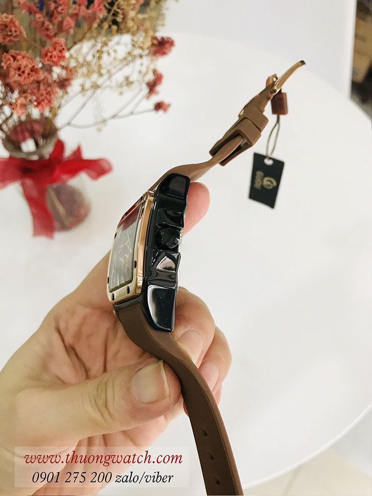 Đồng hồ nữ Guou size to dây cao su mặt vuông màu nâu tây cá tính ĐHĐ31601 Đồng hồ nữ Guou size to dây cao su mặt vuông màu nâu tây cá tính ĐHĐ31601