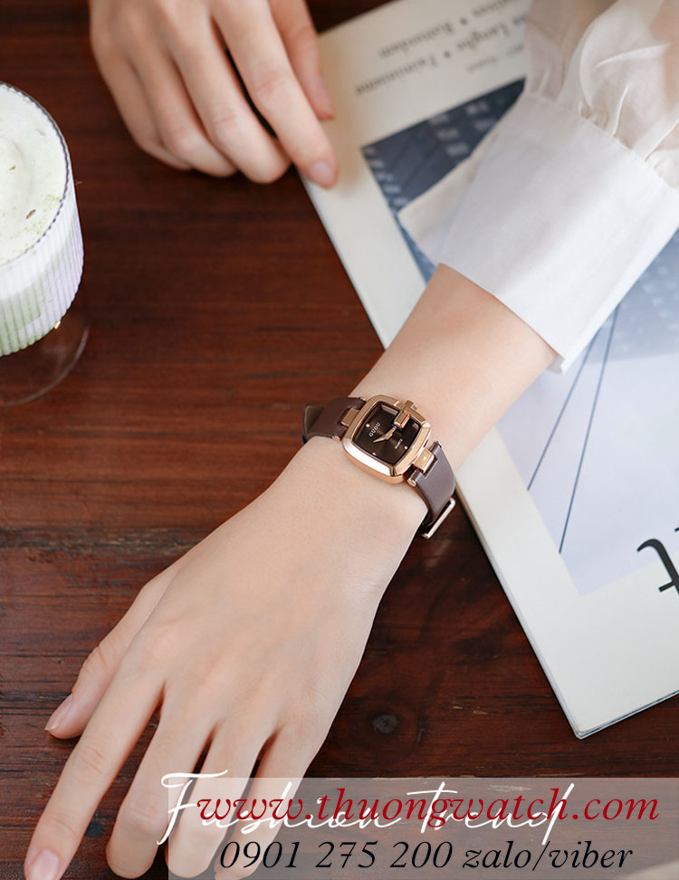 Đồng hồ nữ Guou dây da mặt vuông size nhỏ nâu ĐHĐ39802