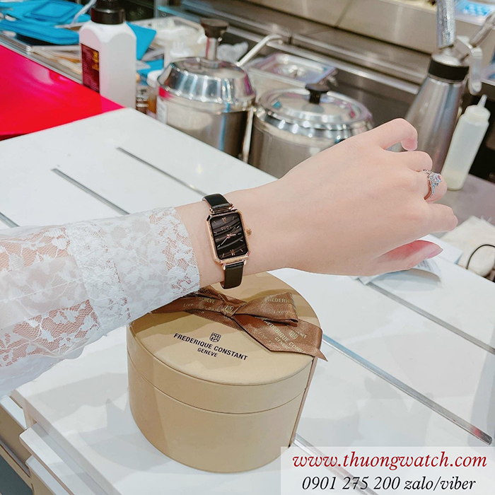 Đồng hồ Guou nữ dây da mặt chữ nhật size nhỏ đen thanh lịch ĐHĐ43102 Đồng hồ Guou nữ dây da mặt chữ nhật size nhỏ đen thanh lịch ĐHĐ43102