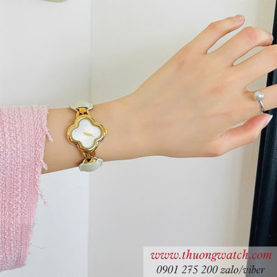 dong-ho-nu-ieke-day-da-co-bon-la-may-man-mau-trang dhd48702