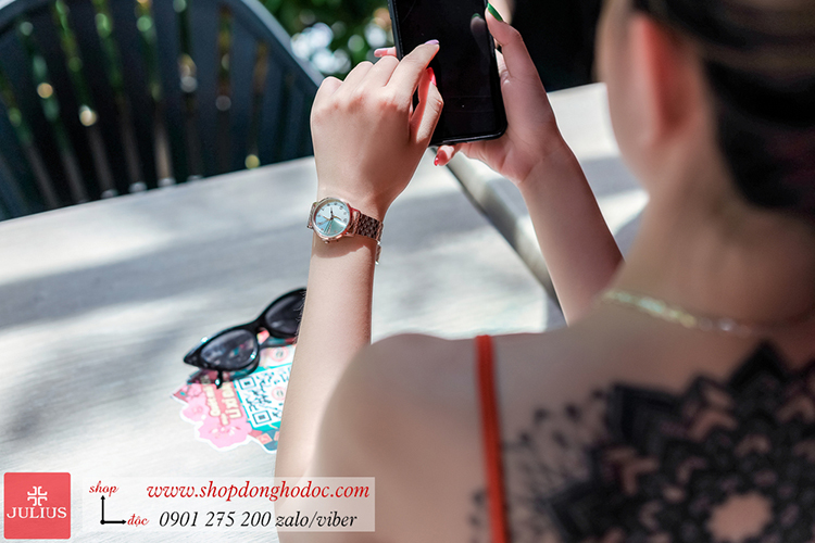 Đồng hồ nữ Julius JA 1265 dây kim loại mặt tròn vàng sang chảnh ĐHĐ36402 Đồng hồ nữ Julius JA 1265 dây kim loại mặt tròn vàng sang chảnh ĐHĐ36402