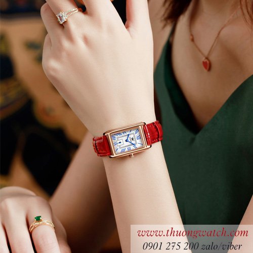 dong-ho-olevs-nu-day-da-mat-chu-nhat-size-nho-do-dhd42101