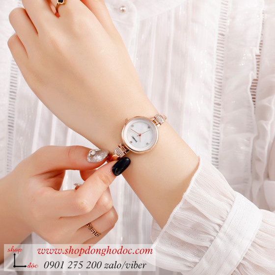 dong-ho-nu-dang-lac-tay-mat-nho-skmei-day-kim-loai-mat-tron-vang-sang-chanh-dhd26002
